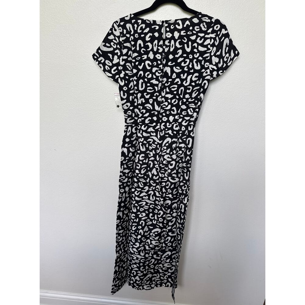 ModCloth Bold Notion Black White Cropped Jumpsuit Leopard Women's Size 00 NWT - Picture 2 of 9